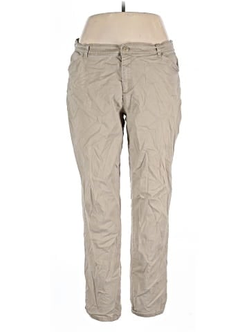 Lee Khakis (view 1)