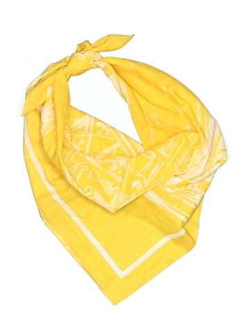 Betmar Scarf (view 1)
