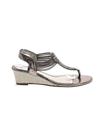 Pierre Dumas Wedges (view 1)