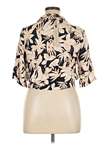 Rose & Thyme Short Sleeve Blouse (view 2)