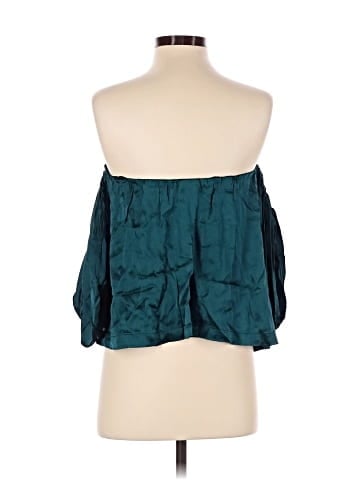 Urban Outfitters 3/4 Sleeve Blouse (view 2)