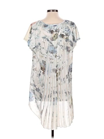 Chico's Short Sleeve Blouse (view 2)