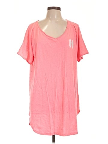 Victoria's Secret Short Sleeve T-Shirt (view 1)