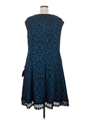 Avenue Cocktail Dress (view 2)