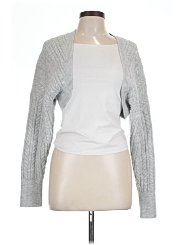 Express Shrug (view 1)