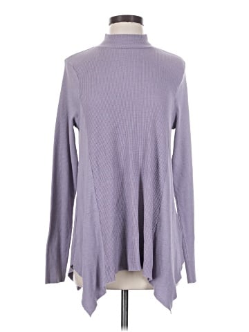 t.la Long Sleeve Top (view 1)