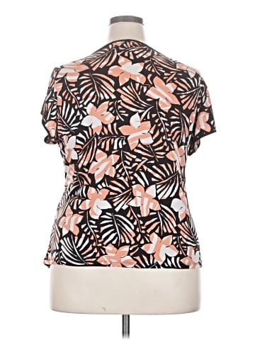 NY Collection Short Sleeve Top (view 2)
