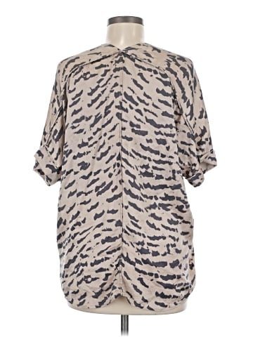 CAbi Short Sleeve Blouse (view 2)