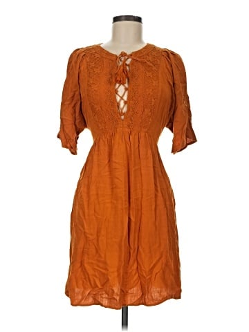 Xhilaration Casual Dress (view 1)