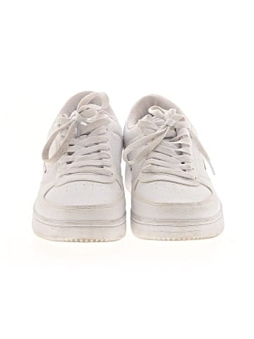 FILA Sneakers (view 2)