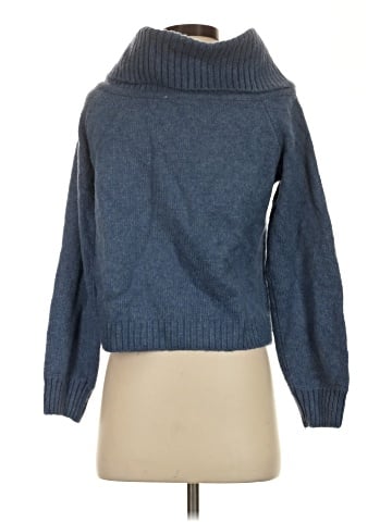 Abercrombie & Fitch Turtleneck Sweater (view 2)