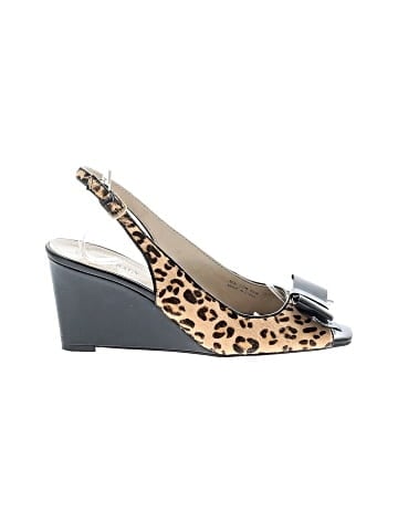 Ellen Tracy Wedges (view 1)