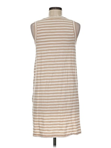 Old Navy Casual Dress (view 2)