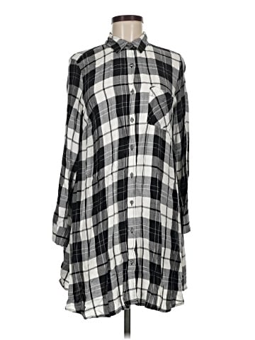 Old Navy Casual Dress (view 1)