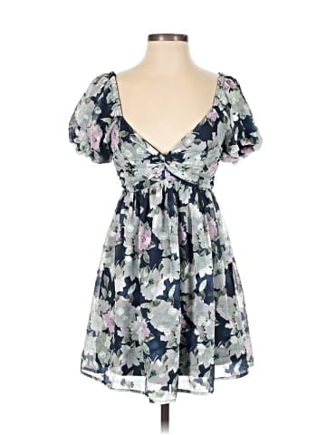 Lulus Casual Dress (view 1)