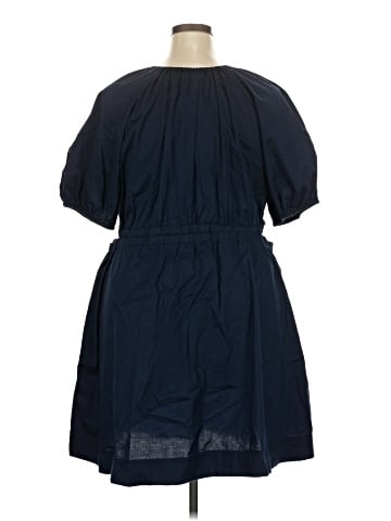 Old Navy Casual Dress (view 2)