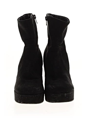 Urban Outfitters Ankle Boots (view 2)
