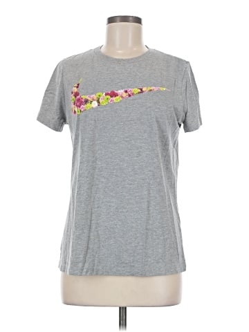 Nike Short Sleeve T-Shirt (view 1)