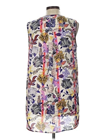DR2 Sleeveless Blouse (view 2)