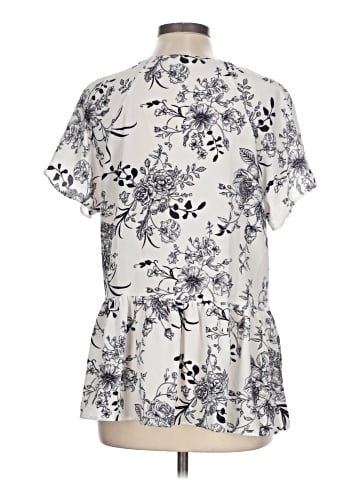 Everleigh Short Sleeve Blouse (view 2)