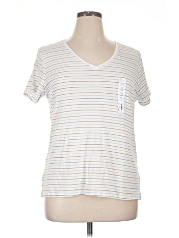 Croft & Barrow Short Sleeve T-Shirt (view 1)