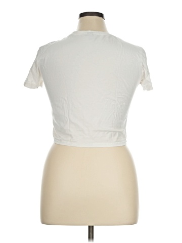Dazy-Less Short Sleeve T-Shirt (view 2)