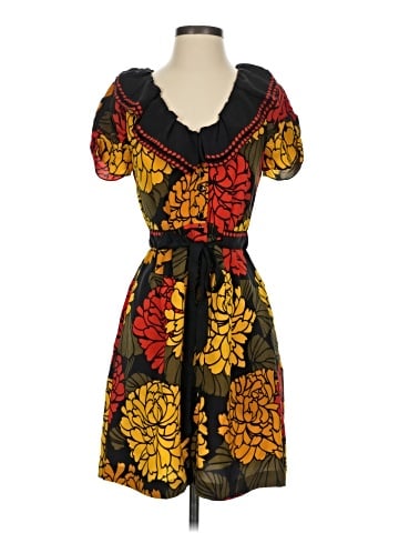 Leifsdottir Casual Dress (view 1)
