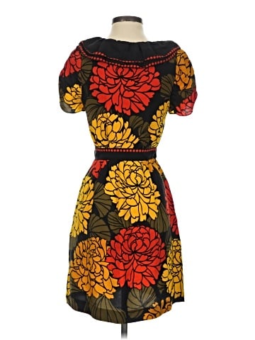 Leifsdottir Casual Dress (view 2)