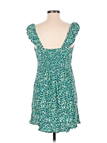Old Navy Casual Dress (view 2)