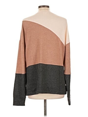 Nine Britton Long Sleeve T-Shirt (view 2)