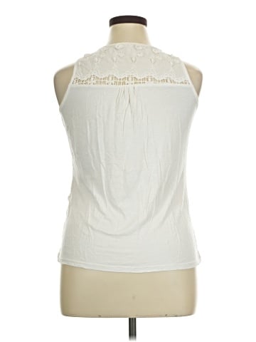 Solitaire Sleeveless Blouse (view 2)