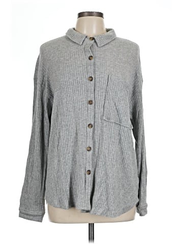 Gilli Long Sleeve Button-Down Shirt (view 1)