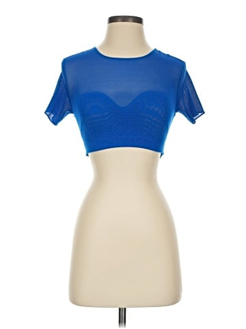 Yitty Short Sleeve T-Shirt (view 1)