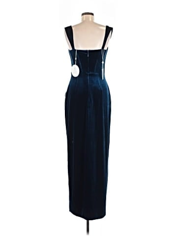Miss Circle Cocktail Dress (view 2)