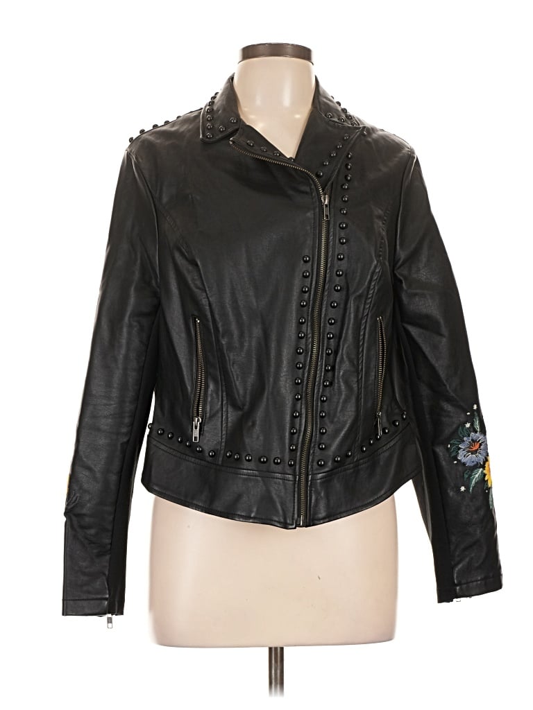 Pre-owned Torrid Jacket In Black