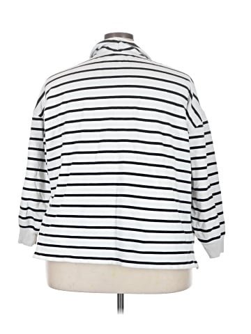 Old Navy Pullover Sweater (view 2)