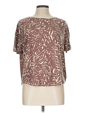 Old Navy Short Sleeve T-Shirt (view 1)