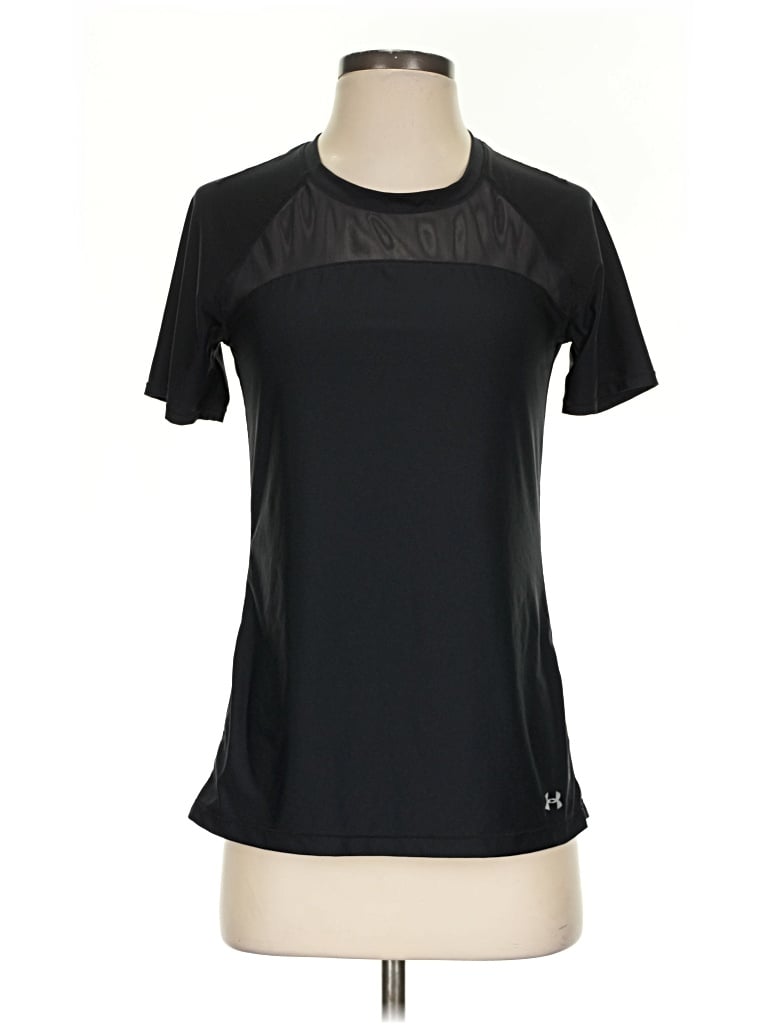 Click to view more detailed imagery on our partner's website Pre-owned Under Armour Active T-shirt In Black