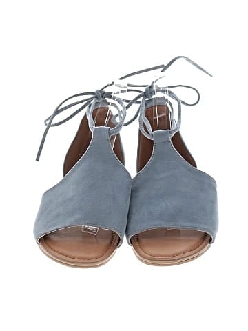 Universal Thread Sandals (view 2)