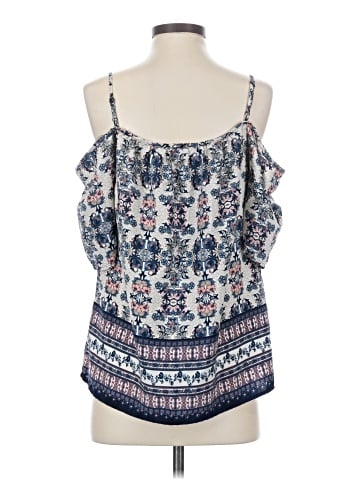 Kaileigh Sleeveless Blouse (view 2)