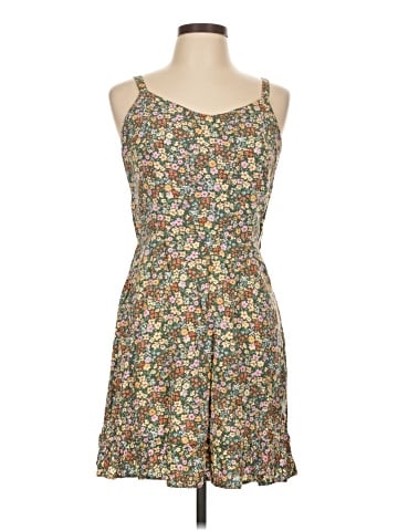 Old Navy Casual Dress (view 1)