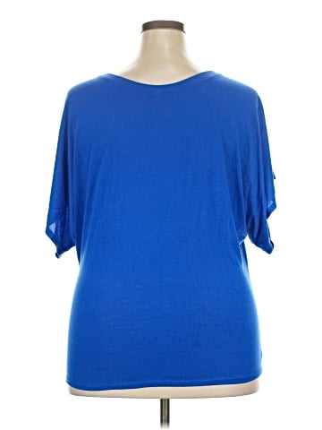 Bella Short Sleeve T-Shirt (view 2)