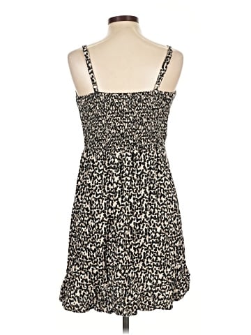 Old Navy Casual Dress (view 2)