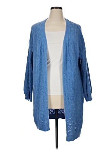 Escio Cardigan (view 1)