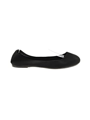 Unbranded Flats (view 1)