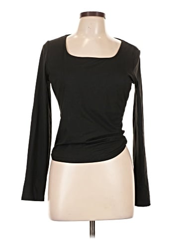 Trendy Queen 3/4 Sleeve T-Shirt (view 1)