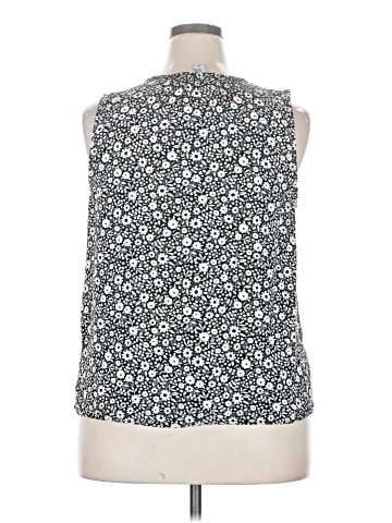 Croft & Barrow Sleeveless Blouse (view 2)