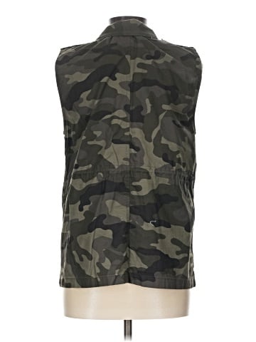 Love Tree Sleeveless Button-Down Shirt (view 2)