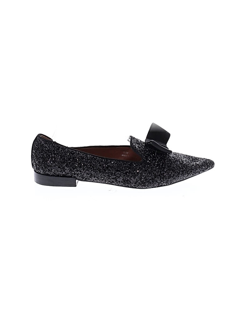 Pre-owned Linea Paolo Flats In Black