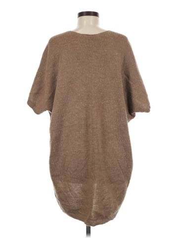 Love Stitch Poncho (view 2)